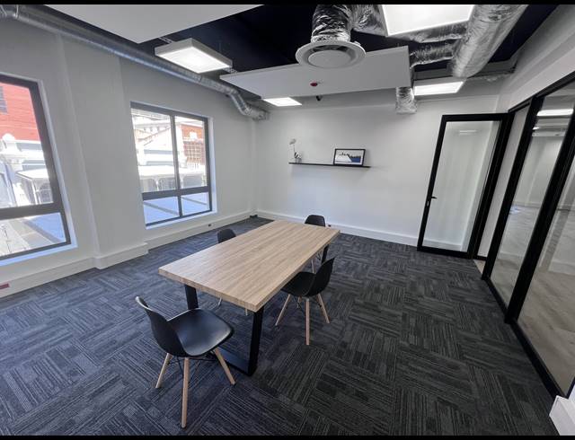 215M² OFFICE TO LET IN CAPE TOWN CITY CENTRE